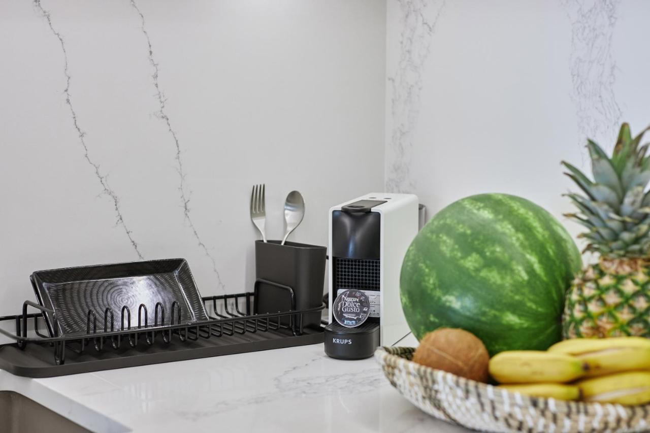 Horizon Seaside Living Lägenhet Nea Iraklitsa Exteriör bild